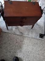 Naaimateriaal kastje, Antiek en Kunst, Ophalen