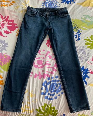 Verschillende jeansbroeken maat 42, lengte 32 C&A
