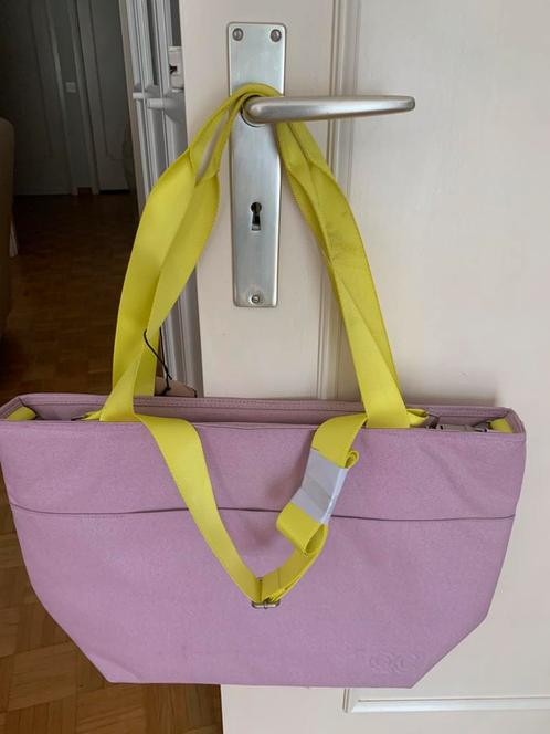 Nieuwe boodschappentas in parma  geel QC voor onderweg, Handtassen en Accessoires, Tassen | Reistassen en Weekendtassen, Nieuw