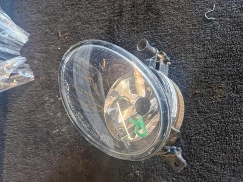Mistlamp rechts-voor van een Volkswagen Caddy, Auto-onderdelen, Verlichting, Volkswagen, Gebruikt, 3 maanden garantie