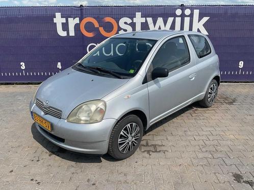 2001 - Toyota - Yaris - Personenauto, Auto's, Toyota, Bedrijf, Yaris, Benzine, Euro 3, Stadsauto, Handgeschakeld, Gebruikt