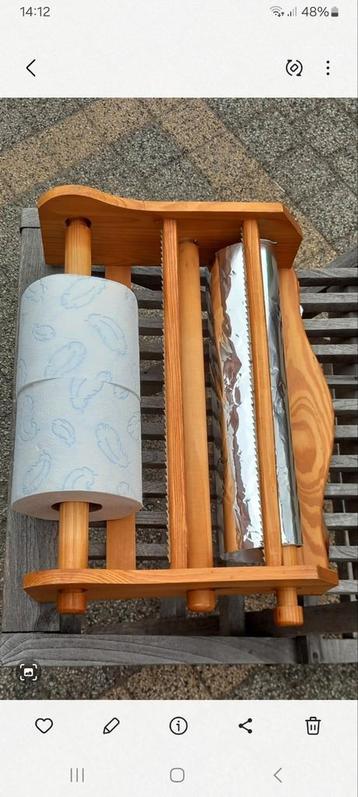 Keukenrolhouder hout voor zilverpapier, plastiek met mesjes  beschikbaar voor biedingen