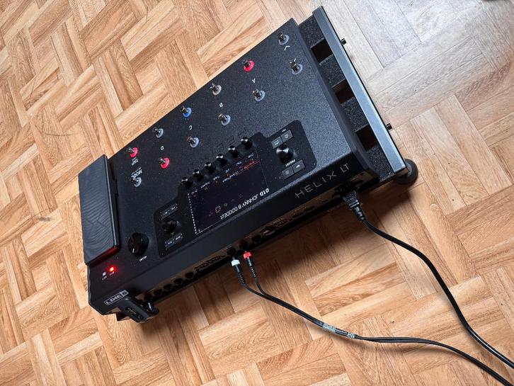 pedalier line 6 LT, Muziek en Instrumenten, Effecten, Zo goed als nieuw, Ophalen