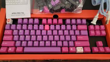 Apex Pro TKL 2023 + Coiled Cable en Tai Hao *Nieuwstaat* beschikbaar voor biedingen