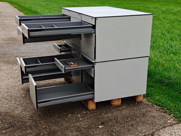 6 stalen ladeblokken ideaal voor werkbank, berging, opslag beschikbaar voor biedingen