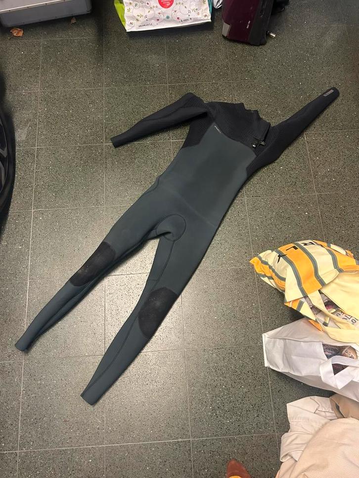 O’neill hyperfreak 5/5/4 in nieuwstaat., Watersport en Boten, Watersportkleding, Zo goed als nieuw, Wetsuit, Heer, Ophalen