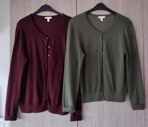 2x vest/trui/gilet met knopen, ronde hals, H&M, XXL, Kleding | Dames, Truien en Vesten, Zo goed als nieuw, Maat 46/48 (XL) of groter
