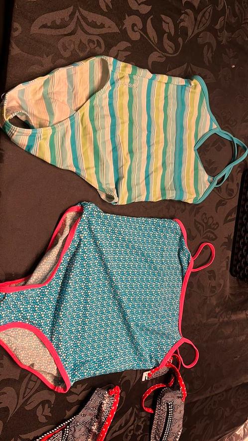 2 bikini’s en 2 pakken, Enfants & Bébés, Vêtements enfant | Taille 128, Fille, Vêtements de sport ou Maillots de bain, Enlèvement ou Envoi