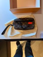 limited edition louis vuitton volga, Handtassen en Accessoires, Toilettassen, Ophalen, Zo goed als nieuw