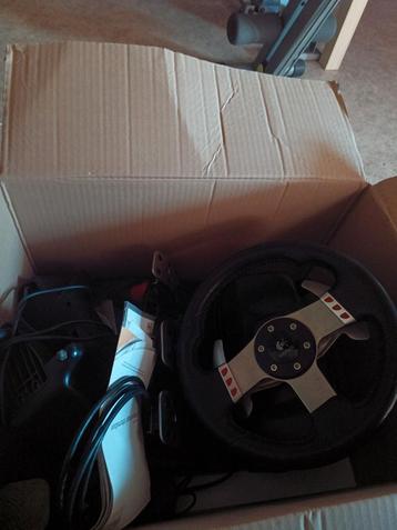 Logitec g27 avec levier de vitesses H, Enlèvement, Comme neuf