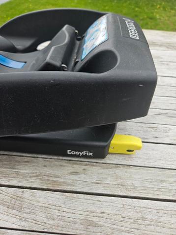 maxi cosi easyfix beschikbaar voor biedingen