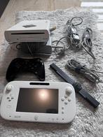 Nintendo Wii U + Jeux, Consoles de jeu & Jeux vidéo, Consoles de jeu | Nintendo Wii U, Comme neuf, Avec 1 manette, Enlèvement ou Envoi