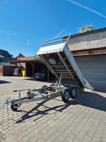 KipAanhangwagen in zeer goede staat beschikbaar voor biedingen
