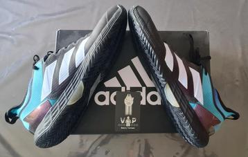 WTS (A vendre) Adidas Adizero Ubersonic 4