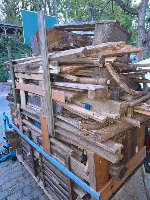 GRATIS BRANDHOUT., Tuin en Terras, Brandhout, Stammen, Overige houtsoorten, Ophalen