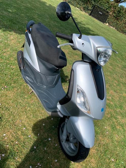 Piaggio 50cc klasse b, Fietsen en Brommers, Scooters | Piaggio, Gebruikt, Ophalen