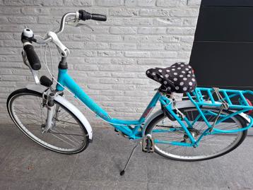 Damesfiets oxford newland in goede staat 6speed MOET NU WEG! beschikbaar voor biedingen