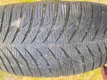 Winterbanden met stalen velgen beschikbaar voor biedingen