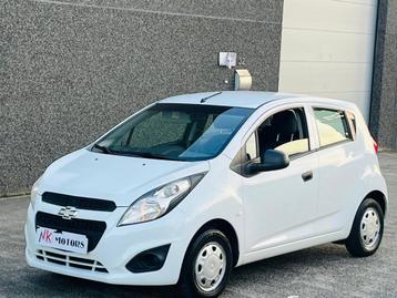 CHEVROLET SPARK 1.0i ESSENCE GARANTIE 12MOIS 76.783KM EURO5 beschikbaar voor biedingen