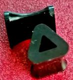 Zwarte Driehoekige Stretchers (5mm) in Acryl, Handtassen en Accessoires, Piercings, Nieuw, Ophalen of Verzenden