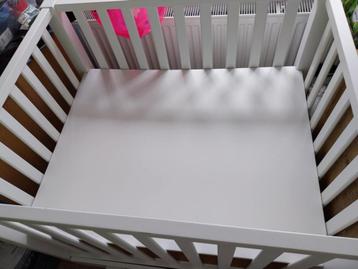 Babypark/babybox  beschikbaar voor biedingen