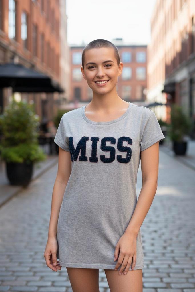 ✨️SALE‼️ MISS AMERICA T-shirt Maat S✨️✨️, Kleding | Dames, T-shirts, Zo goed als nieuw, Maat 36 (S), Grijs, Korte mouw, Ophalen of Verzenden