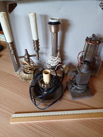 Set lampvoeten beschikbaar voor biedingen