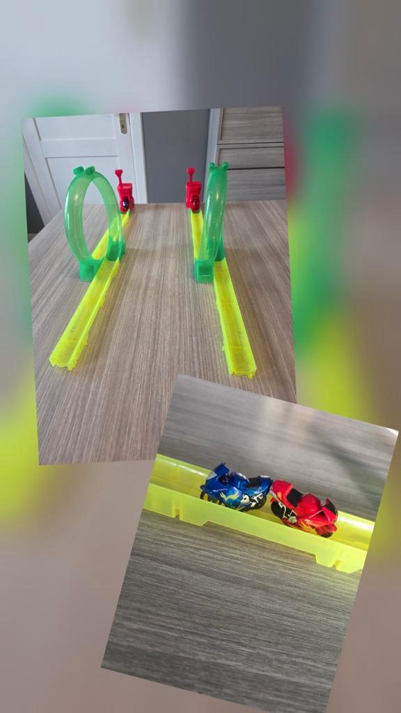 Spin Dash Tornado Rail & Moto Circuit motorboegschroef, Kinderen en Baby's, Speelgoed | Racebanen, Zo goed als nieuw, Racebaan