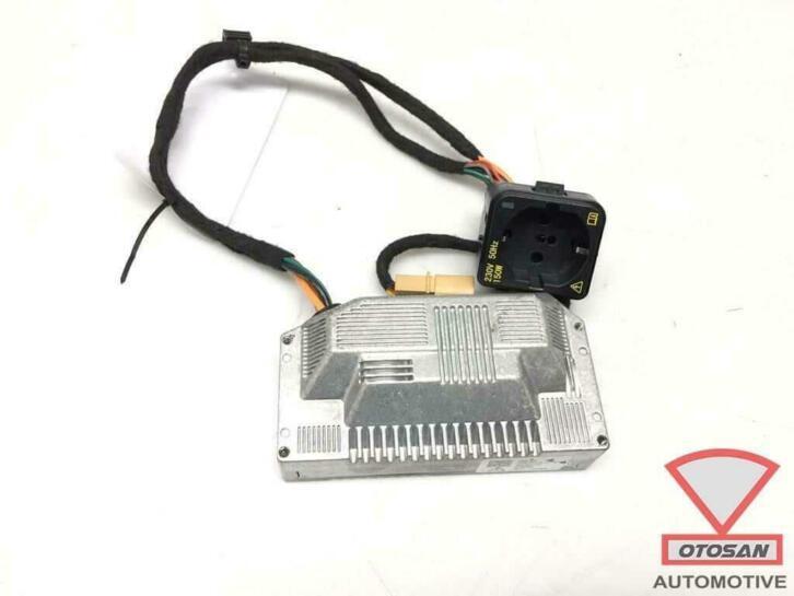 vw touareg 2017 vag wisselrichter omvormer 230v 3f0907155, Auto-onderdelen, Elektronica en Kabels, Volkswagen, Gebruikt