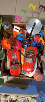 3 dozen Rommelmarkt spullen, Ophalen