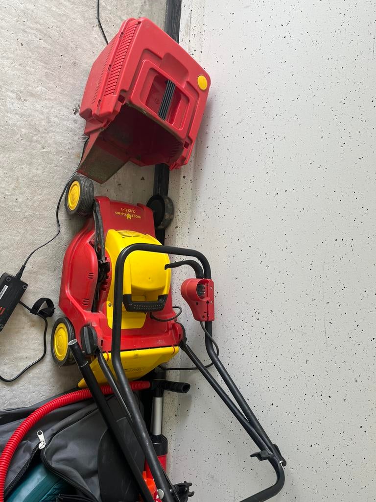 elektrische grasmachine van WOLF-Garten (model 2.32 E-1), Ophalen, Zo goed als nieuw, Elektrische grasmaaier