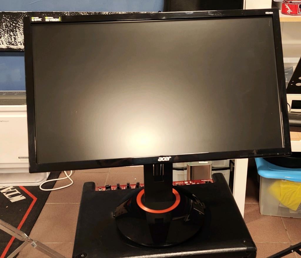 Acer xb 240h 24" 144hz nvidia 3D vision, Informatique & Logiciels, Moniteurs, Utilisé, 101 à 150 Hz, DisplayPort, Gaming, Réglable en hauteur