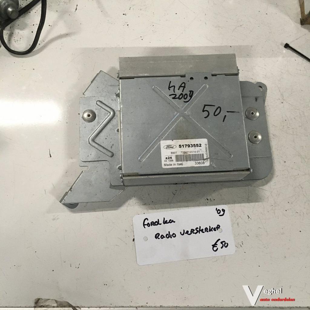 Ford Ka 1.3 B 2010 Wagennr 2400139 Radio versterker Ford 517, Autos : Divers, Autoradios, Enlèvement ou Envoi, -, -, -