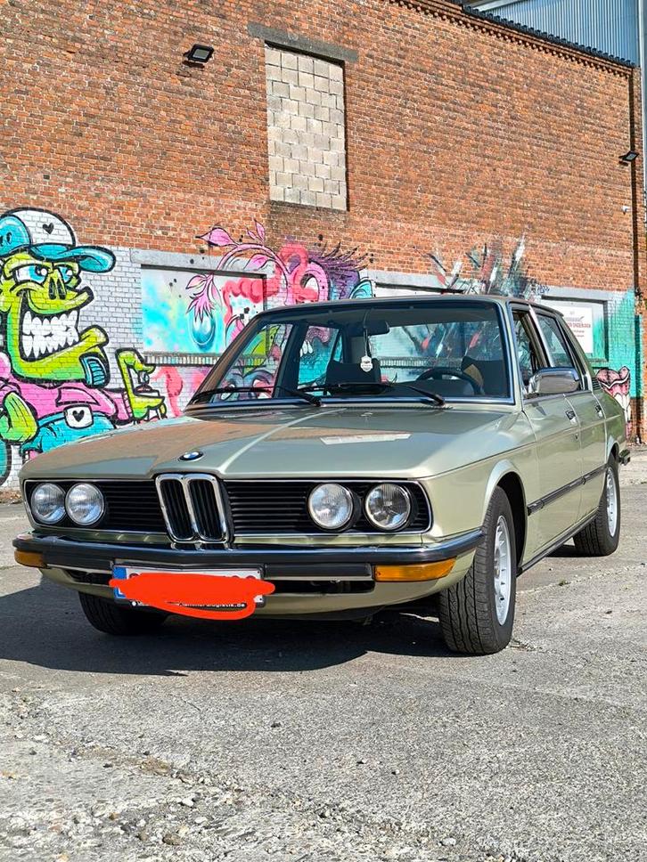 BMW 528i E12, Auto's, BMW, Particulier, Elektrische buitenspiegels, Elektrische ramen, Benzine, Berline, 5 deurs, Automaat, Groen
