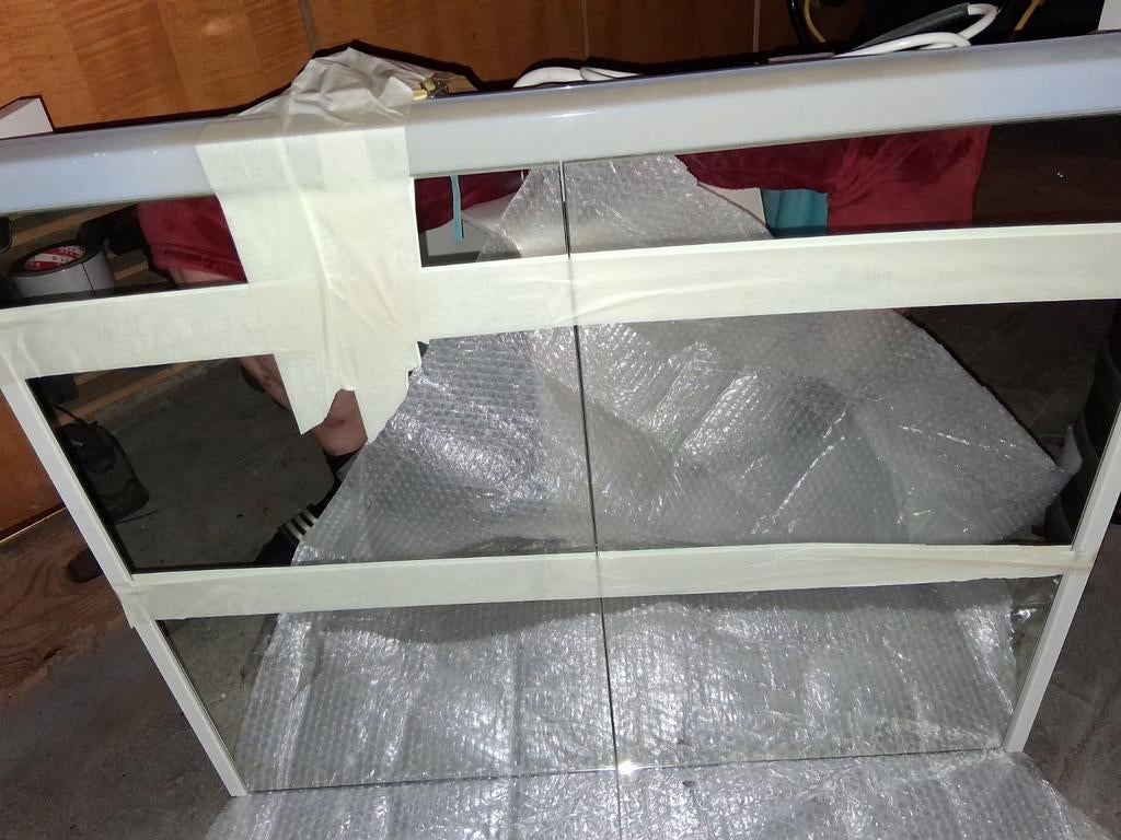 Spiegelkast/ Badkamerkastje met licht als nieuwe, Ophalen, Spiegelkast