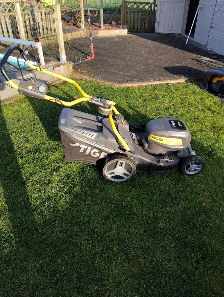 Stiga accu grasmaaier CP1 480 zelftrekker, Ophalen