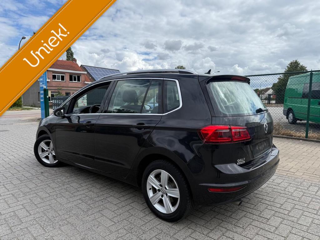 Volkswagen Golf Sportsvan Highline 1.6 TDI | Pano | 54.000km, Auto's, Volkswagen, Voorwielaandrijving, Monovolume, 4 cilinders