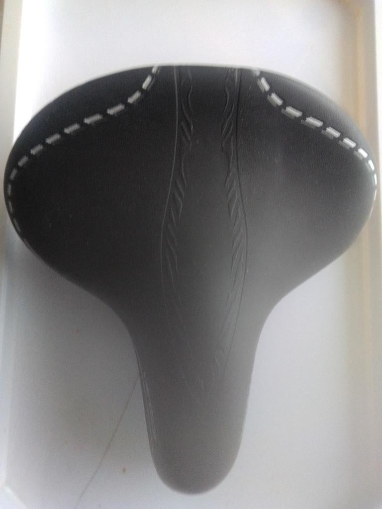 Zadel, Ophalen, Zo goed als nieuw, Elektrische fiets, Zadel