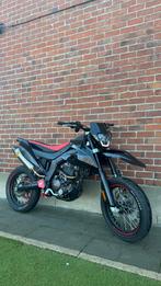 Aprilia SX 125 (2022) – Topstaat – 8.000 km, Particulier, 11 kW of minder, Minimaal motorrijbewijs A1, SuperMoto