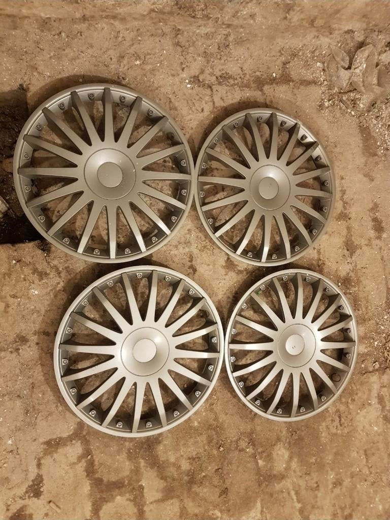 Enjoliveurs 16", Ophalen