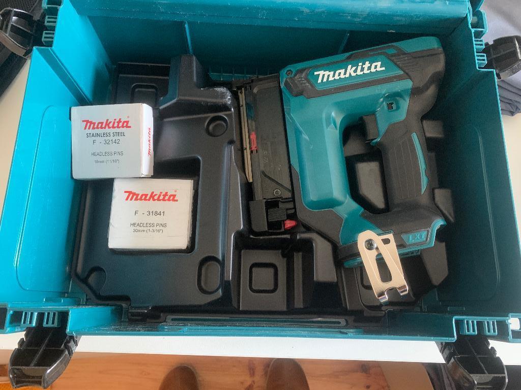 cloueuse, Bricolage & Construction, Outillage | Autres Machines, Neuf, Enlèvement