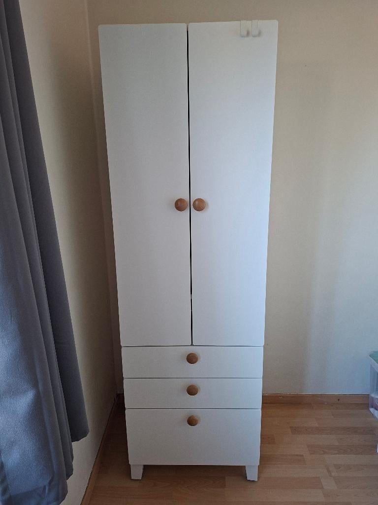 Kledingkast Ikea - Smastad Platsa, Ophalen, 50 tot 70 cm, 105 cm of meer, Zo goed als nieuw