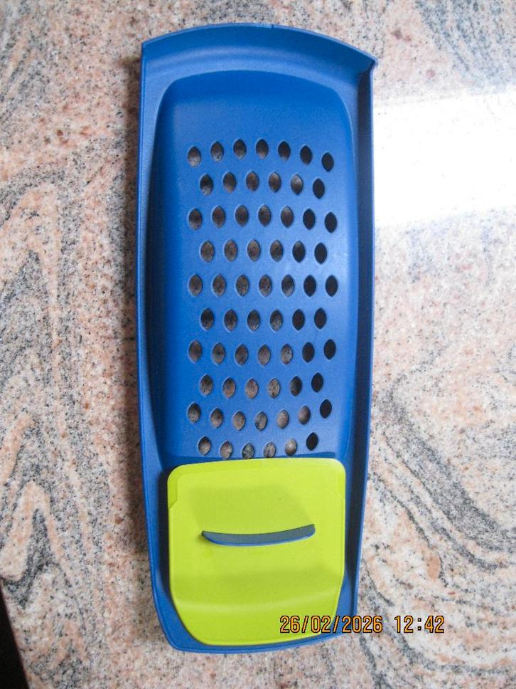 Ravissimo TUPERWARE, Maison & Meubles, Cuisine| Tupperware, Neuf, Autres types, Bleu, Vert, Enlèvement ou Envoi