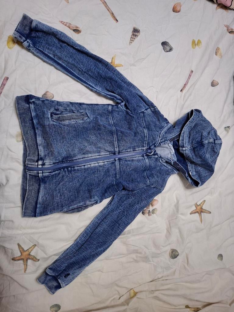 Vest maat 116, Enfants & Bébés, Vêtements enfant | Taille 116, Enlèvement