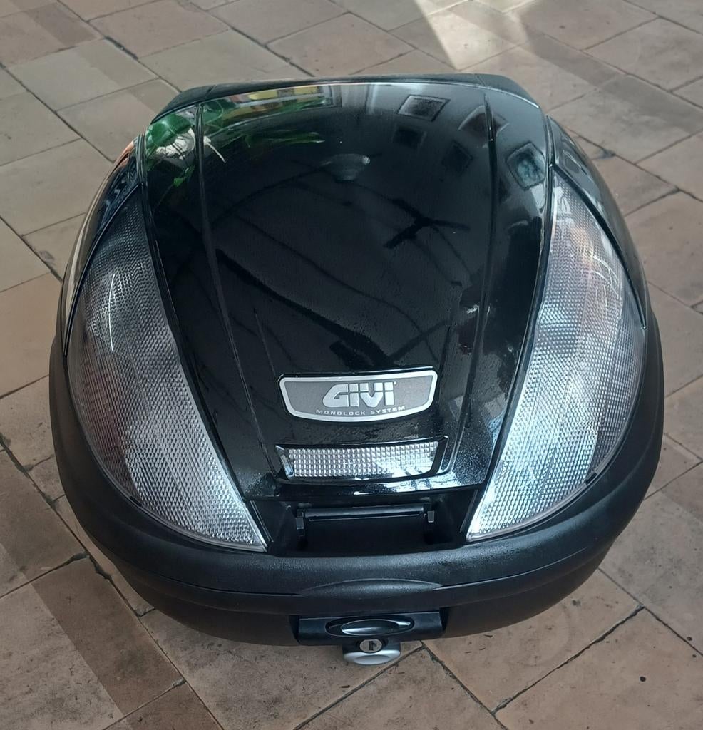 magnifique top case 45 L, Motos, Accessoires | Valises & Sacs, Enlèvement