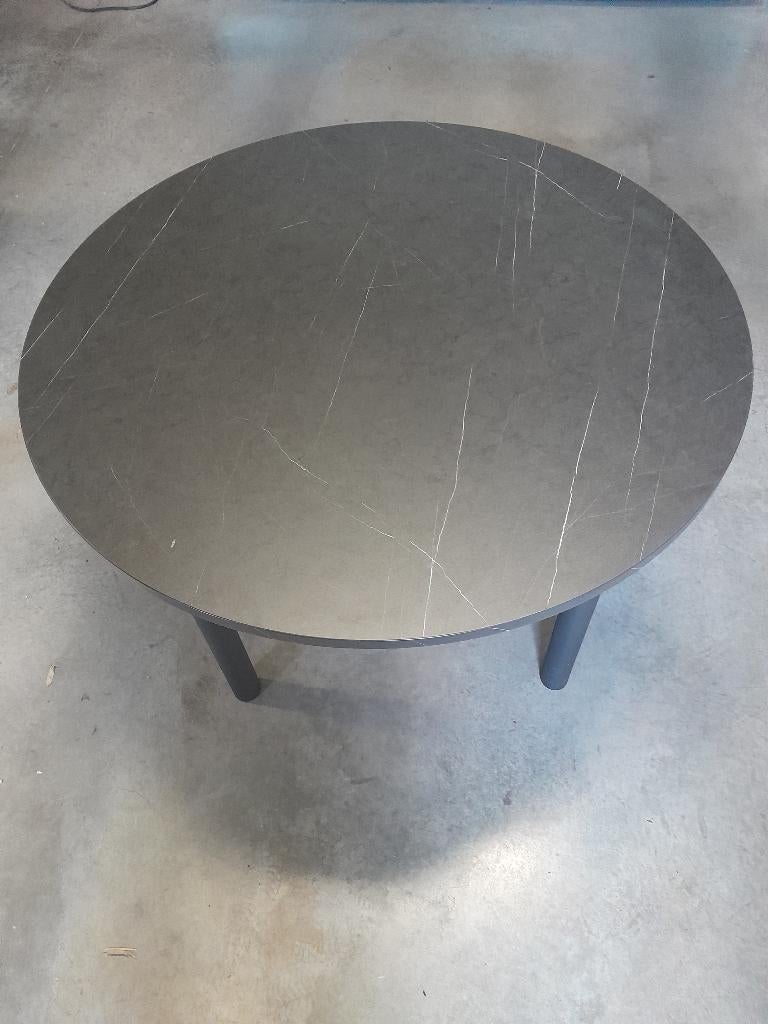 Tafel met 4 stoelen, Huis en Inrichting, Tafels | Eettafels, Ophalen, Zo goed als nieuw, Kunststof