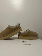 Nieuwe UGG schoen, Kleding | Dames, Schoenen, Beige, Nieuw, Wandelschoenen, Ophalen of Verzenden