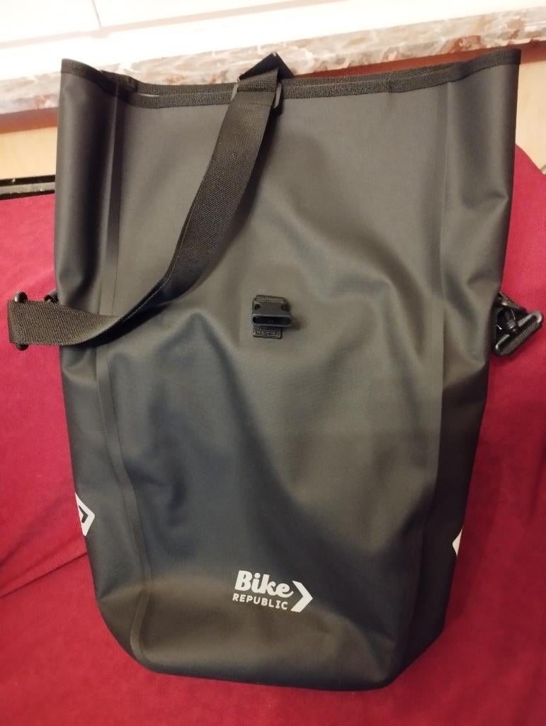Sacoche de vélo Bike Republic - 100% Étanche - NEUVE, Vélos & Vélomoteurs, Enlèvement ou Envoi, Neuf