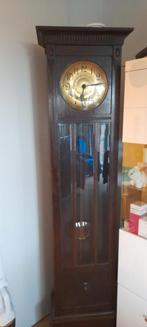 Antieke staande klok, Ophalen