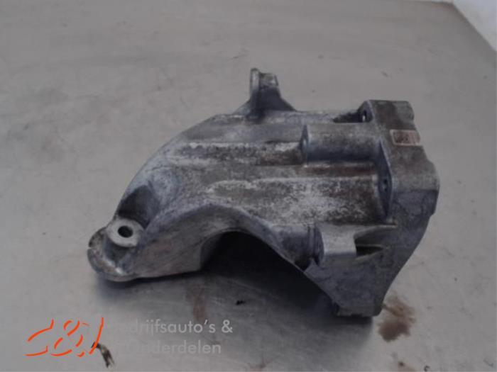 Support moteur d'un Mercedes Sprinter, Autos : Pièces & Accessoires, Suspension & Châssis, Mercedes-Benz, Utilisé, 3 mois de garantie